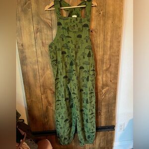 Green LIKE INTERNATIONAL Mushroom Print Overalls